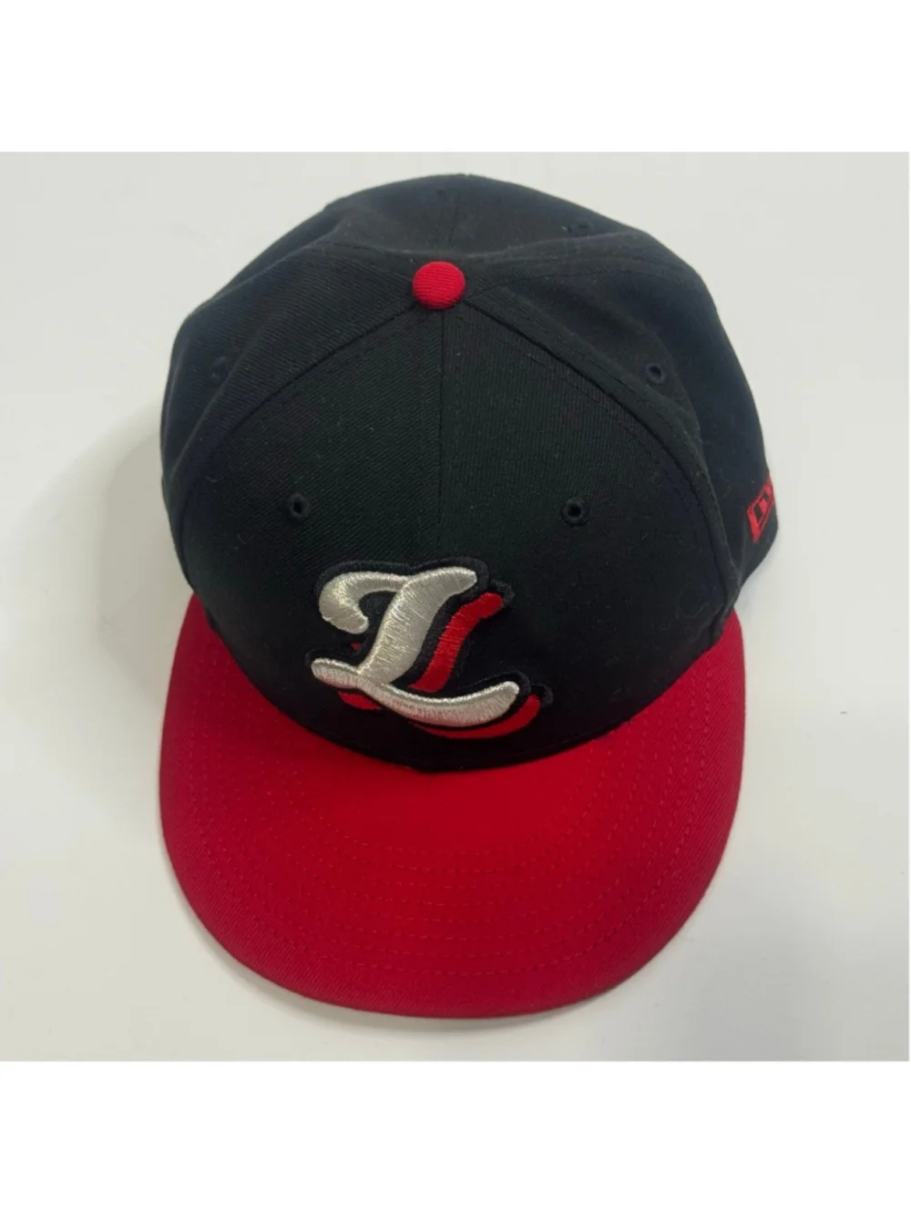 New Era 59FIFTY MiLB Fitted Hat Black Red Size 7 1/4 Baseball Cap - Picture 2 of 12